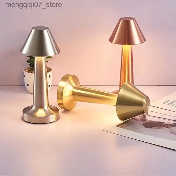 Lampes Shades LED rétro métal trapézoïdal lampe de table ornements créatifs sans fil veilleuse chevet atmosphère lumière charge décoration L240311