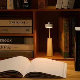 Lampen tinten LED Wireless Book Lamp Dormitory Night Reading Oogbescherming Opladen LED Creatieve draagbare tafellamp voor slaapkamer Y2405206OPI