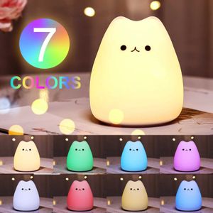 Lámparas Sombras Mini Kaii Pop Cat Baby Night Light 7 Color Pat Touch Color Cambio de color Protección de ojos Noche Noche Regalo WX5.30