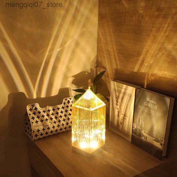 Lámparas Sombras Lámpara de mesa de pagoda de cristal moderna y minimalista Lámpara de ambiente Dormitorio junto a la cama Lámpara de mesa pequeña recargable LED L240311