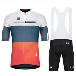 Land Cluster Bicycle Pro Team Sleeve Sleeve Maillot Ciclismo Mens Cycling Jersey Summer Breathable Clothing Sets 240410