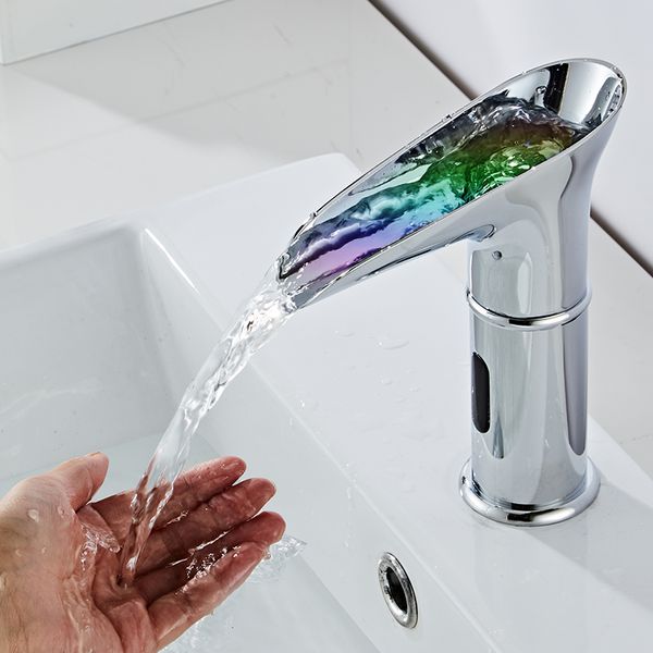 Langyo LED Smart Hand Capteur robinet automatique cascade à eau froide Taps à eau chaude Mont massif en laiton de salle de bain LED bassin Robinet