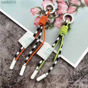 Cordón para llaves Accesorios de lujo Adornos naranjas Cuerda Llavero tejido a mano Bolsas de cordón Cordón para colgar el encanto del teléfono móvil L230619