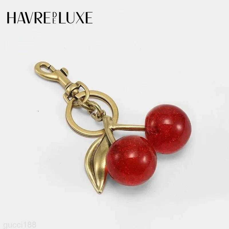 Lanyards 2024key Rings Bag Accessories Charm Handbag Pendant Coach Handbags Keychain Womens Exquisite Internetfamous Crystal Cherry c OV 5NK9 5NK9