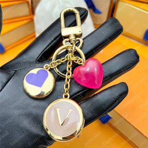 Lanyards Designer Keychain Womens Rose Heart Key Ring Luxury Luxury Keychain Lettres Portachiai Gol