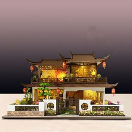 Larg Building Building Wooden Doll House Casa Miniature Furniture with LED Kit Dollhouses DIY Assemblage Toy Enfants Cadeau d'anniversaire