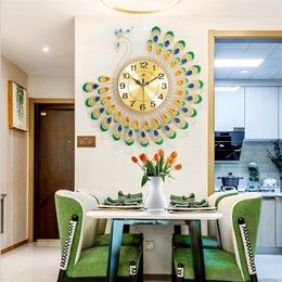 Grote 3D Gouden Diamant Pauw Wandklok Metalen Horloge voor Thuis Woonkamer Decoratie DIY Klokken Ambachten Ornamenten Gift271e