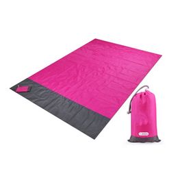 Grandes serviettes de plage, tapis Anti-couverture sans sable, poche surdimensionnée pour pique-nique, 4 ancres, Anti-vent, serviette Anti-sable