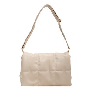 Sac de costume en coton de grande capacité pour femmes automne et hiver 2023 nouvelle mode rétro Lingge fil à broder sac à bandoulière simple et classique marron