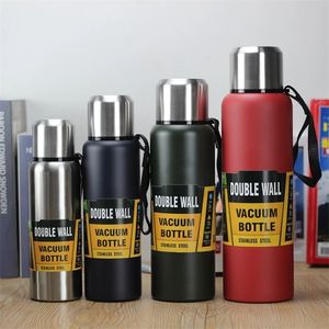 Gobelet isolé de fiole portative de Thermos d'acier inoxydable de grande capacité avec le vide de Style militaire de bouteille thermique de corde 220809