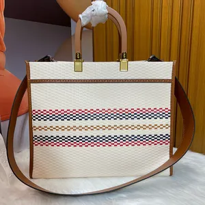 Gran capacidad diseñadora de sol bolso para mujer tejido clásico de tejido casual bolos de hombro de lujo tejido de moda tejido de moda