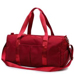 Grande capacidade de viagem ginásio tote saco de viagem vermelho casual sacos de ombro fim de semana portátil náilon tote bolsas à prova dwaterproof água 2020315o