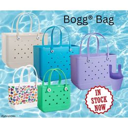 Gran capacidad para mujeres axilas de hombro bolso bogg bagg diseñador de plástico bolso de bolso Pochette Hobo al aire libre Bolsa de playa para hombres Crossbody de lujo de lujo.