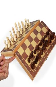 Grand jeu d'échecs pliant en bois magnétique avec planches de jeu feutrées intérieur pour le stockage adultes enfants débutants 4527401