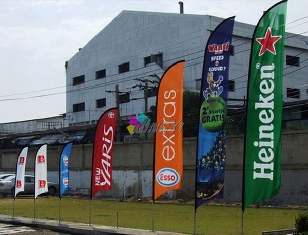 Banderas de negocios rectangulares para exteriores con publicidad personalizada grande, bandera de playa con base de agua, bandera de plumas personalizada grande