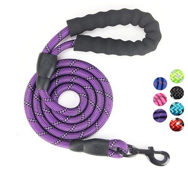 Grand chien corde réfléchissante Durable laisse de chien de compagnie marche renforcer le harnais de Traction rond en Nylon moyen chien Lead1656182