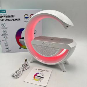 Altavoz Bluetooth G grande, decoración de luz de respiración RGB, luz ambiental colorida, sistema de sonido, altavoz pequeño con tarjeta de carga inalámbrica Swan