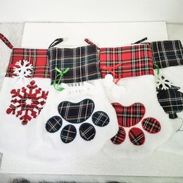 Grote Hoge Kwaliteit Kerstmis Kous Pet Dog Plaid Paw Santa Socks Candy Sock Tassen Festival Gift Bag Decor 08