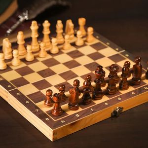 Grote magnetische houten opvouwbare schaakset vilten speelbord 39 cm * 39 cm interieur opslag volwassen kinderen cadeau familie spel schaakbord240111