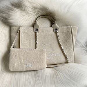 Grands sacs de plage de concepteur de 50 cm 10a Mirror Quality Chain épaule de veau tote de veau avec boîte C128