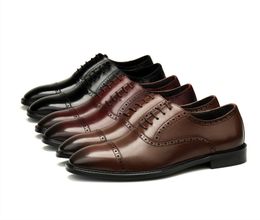 Grande taille EUR45 noir/café profond/vin rouge Brogue Goodyear chaussures d'affaires pour hommes chaussures habillées en cuir véritable