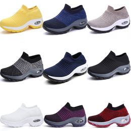 Grande taille hommes femmes chaussures rembourrées volants tissés chaussures de sport couvre-pieds commerce extérieur chaussures décontractées GAI chaussettes chaussures à la mode polyvalent 35-44 46