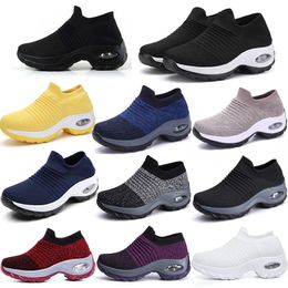 Grande taille hommes femmes chaussures coussiné volant tissé chaussures de sport couvre-pieds commerce extérieur chaussures décontractées GAI chaussettes chaussures à la mode polyvalent 35-44 26 XJXJ