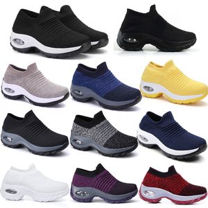 Grande taille hommes femmes chaussures coussiné volant tissé chaussures de sport couvre-pieds commerce extérieur chaussures décontractées GAI chaussettes chaussures à la mode polyvalent 35-44 31 XJXJ