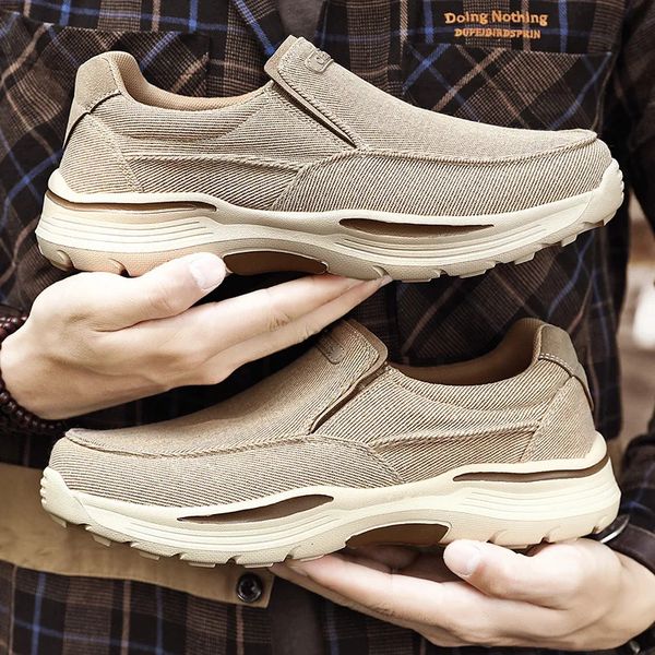 Chaussures de sécurité de travail pour hommes de grande taille sans embout en acier bottes de sécurité antidérapantes chaussures mocassins légers résistants à l'usure étrier à un pied 240220