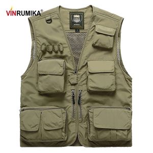 Grote maat S-7XL Heren Zomer Outdoor Vissen Mesh Vest Jas Man Jungle Tactical Multi Pockets Travel Pography Taillats 211104