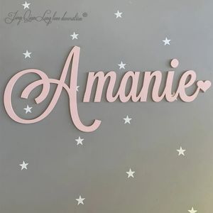 Grand nom en bois panneau de coeur personnalisé Plaque de chambre pour enfants Signe de salle pour enfants Po Prop Nom de mariage Signe Nursery Decor Baby Word 231221