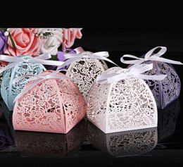 Laser Coup Flower Wedding Candy Box Favors Mariage pour les invités et les cadeaux Douche nuptiale aniverary Birthday Party Decoration3807008