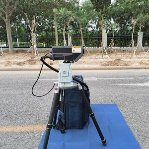 Instrument laser de nettoyage d'obstacles pour le nettoyage environnemental d'objets flottants