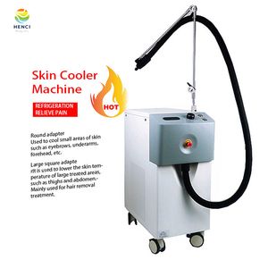 Le traitement au Laser utilise un refroidisseur d'air pour refroidir la peau confortablement et soulager la douleur.
