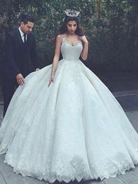 Dernières perles musulmane mariée dentelle robe de bal robes de mariée 2020 bretelles spaghetti col en V à lacets dos robes de mariée de mariée, plus la taille