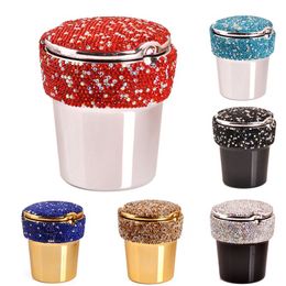 Última taza colorida Diamante Cenicero Incrustaciones Rhinestone Hierba seca Tabaco Cigarrillo Fumar Contenedor de ceniza Ceniceros Iluminación LED Coches Decoración Soporte para automóvil DHL