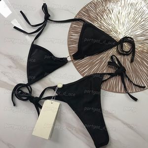 Bikinis con letras entrelazadas para mujer, traje de baño con relleno dividido con cuello Halter, sujetador de playa triangular Sexy, bragas, traje de baño negro a la moda Ins