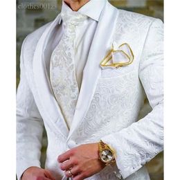 Dernier design du marié Tuxedos côté ventilateur blanc paisley châle repeuple vêtements de mariage hommes fête des combinaisons de bal à manteau sets k 82 b713