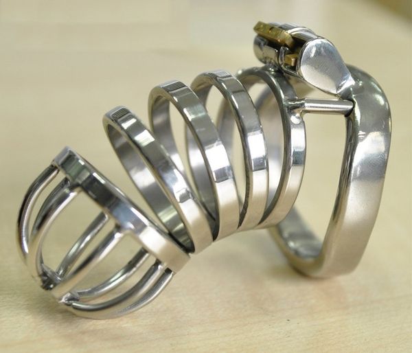 Dernière conception en acier inoxydable petit dispositif de chasteté masculine ceinture adulte Cock Cage avec courbe Cocks anneau cathéter urétral BDSM Sex Toys