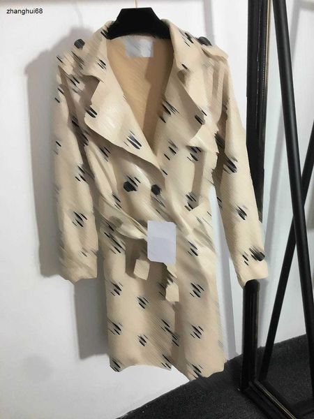 El último diseño de las mujeres de cuero gabardina abrigo vestido logotipo de impresión chaquetas largas PU chen marca cinturón cintura adelgazante para mujer ropa de diseñador al por mayor 22 de febrero