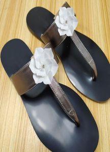 Dernières pantoufles de concepteurs Summer Summer Femmes Chaussures pour hommes Taille 3541 Modèle HY017398938
