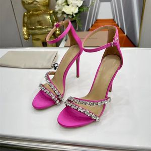 Dernière mode diamant bordé sandales à talons hauts 10,5 cm femmes de luxe serrure en or décoratif talons hauts été rose rouge sandales bride à la cheville robe chaussure usine chaussures