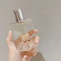 Dernières conceptions de luxe Cologne Femmes Perfume 24 100 ml Version la plus élevée Splagrance Spray Classic Style Létrangeur Navire rapide