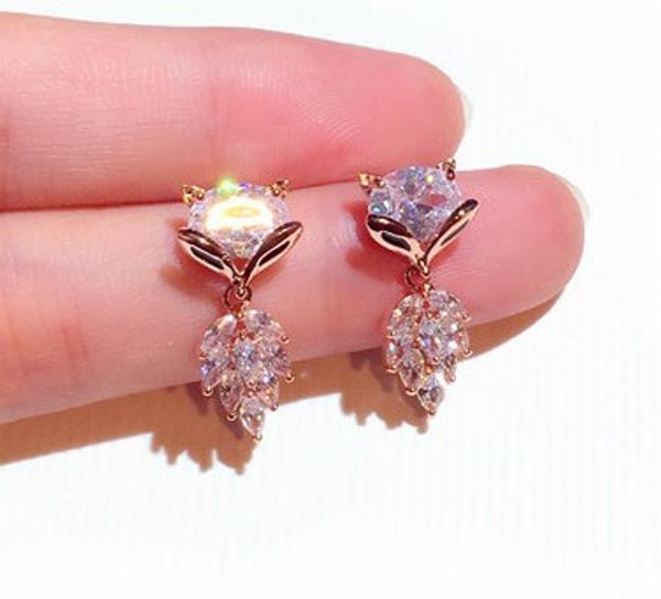 Dernières nouvelles Super brillant scintillant ins créateur de mode belle mignon renard diamant zircon boucles d'oreilles pour femme filles