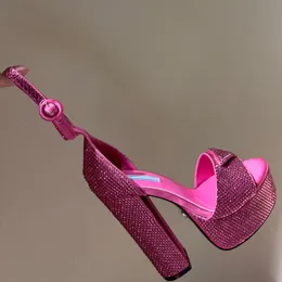 Dernières sandales à plateforme en strass 145 mm d'épaisseur talon coulissant à bout ouvert sandales de designer de luxe chaussures pour femmes sangle robe de soirée pompes