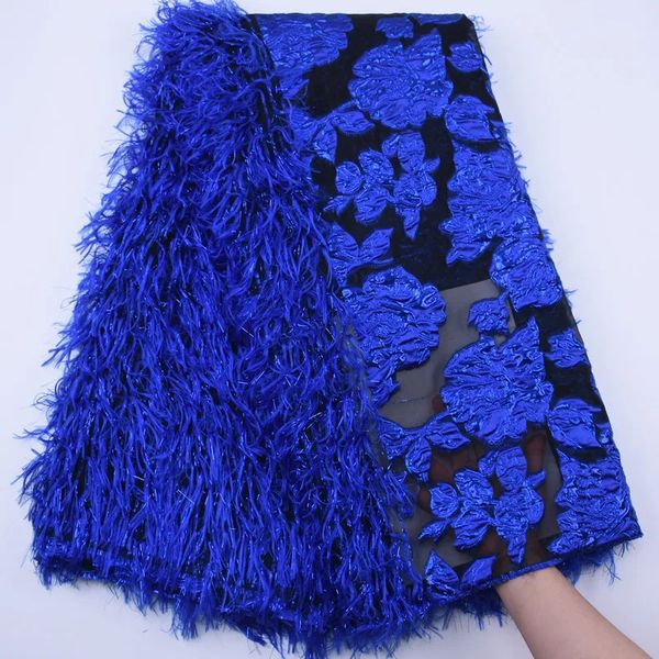 Dernière Royal Blue French Tulle en dentelle Fabric Fluffy Feather Mesh Lace African Lace Fabric Broidery pour robe de mariée 240429