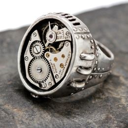 Dernières anneaux de forme d'engrenage en alliage métallique couleur argent pour hommes Design créatif Steam Punk anneaux faits à la main accessoires de fête Vintage