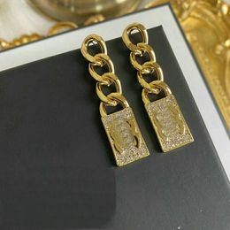 Dernières Femmes Plaqué Or 18K Marque De Luxe Designers Lettres Stud Géométrique Célèbre Cristal Strass Boucle D'oreille De Noce Jewerlry