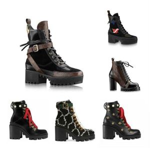 Las últimas botas de diseñador para mujer Martin Desert Boot flamingos Love arrow medal 100% cuero real grueso Zapatos de invierno tamaño 35-42
