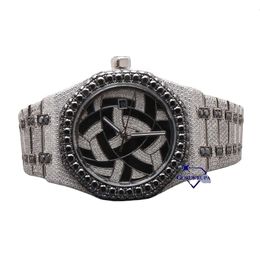 Latt Digned Lab Gegroeid rond briljante Cut VVS Duidelijkheid Diamant Iced Out Hand Made Atten Dial Pols Watch voor mannen